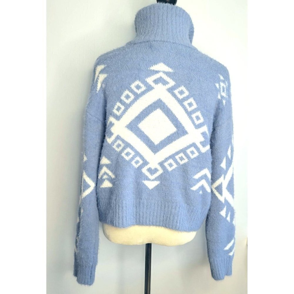 NWOT Blue Soft Knit Quarter zip Sweater Women Size Large - Picture 2 of 9